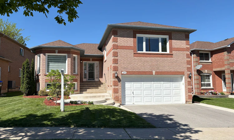 29 Depeuter Crescent
