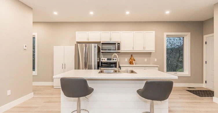 Apartment-23 Delta Crescent, East Gwillimbury, ON, L9N 1G2 - 8