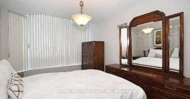 106-120 Promenade Circle, Vaughan, ON, L4J 7W9 - 15