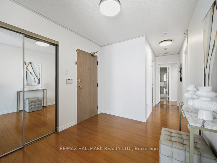 904-40 Harding Boulevard W, Richmond Hill, ON, L4C 9S5 - 9