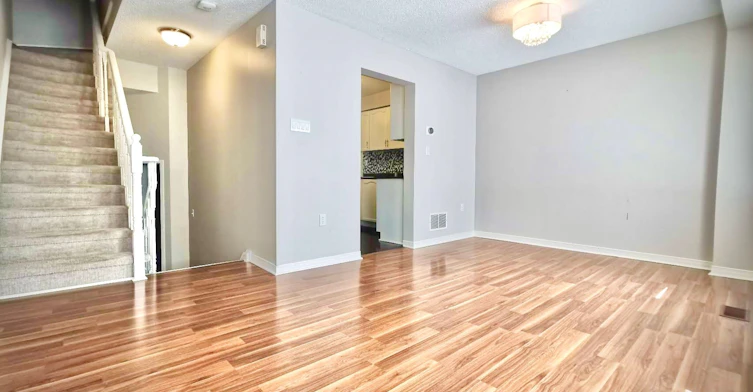 380 Riddell Court, Newmarket, ON, L3Y 8M8 - 7