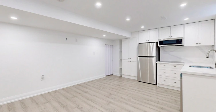 Bsmt-115 Beckett Avenue, East Gwillimbury, ON, L9N 0S6 - 6