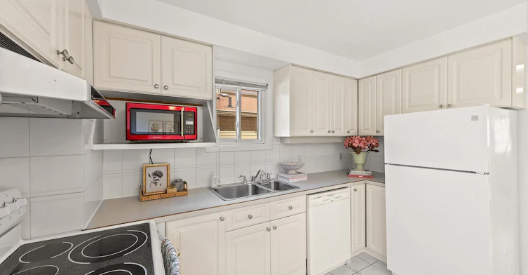 22 Madsen Crescent, Markham, ON, L3R 4P3 - 19