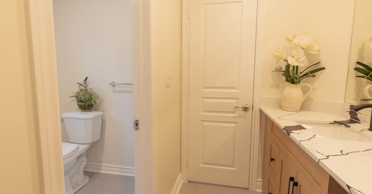 2 Farnham Drive, Richmond Hill, ON, L4B 4B4 - 18