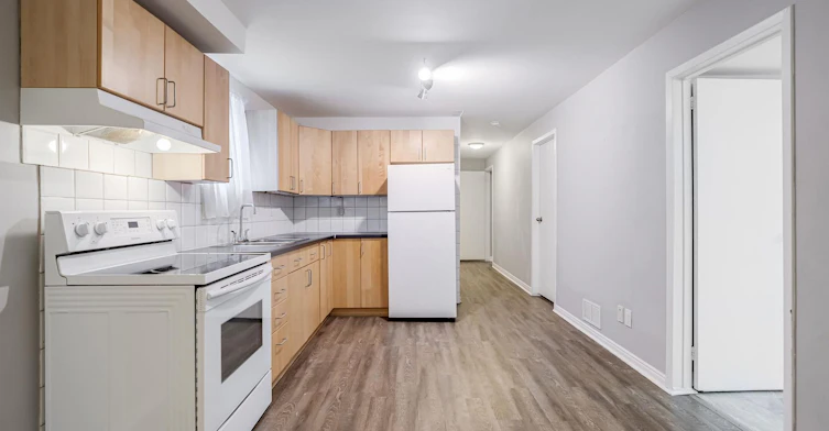 Bsmt-113 Back Street, Bradford West Gwillimbury, ON, L3Z 1W8 - 4