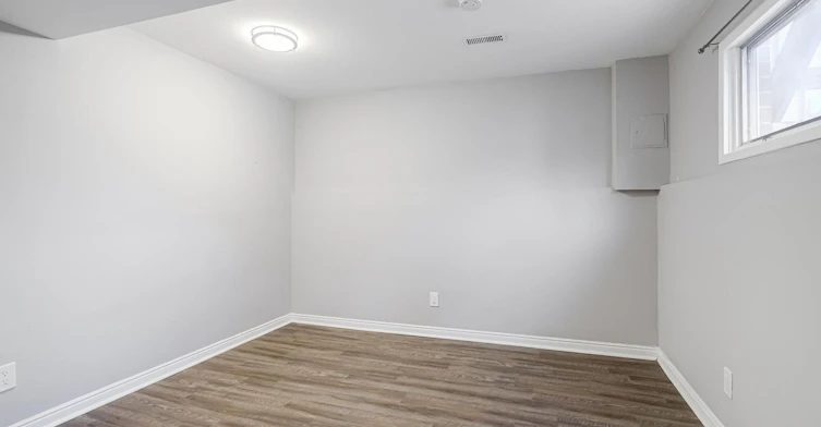 Bsmt-113 Back Street, Bradford West Gwillimbury, ON, L3Z 1W8 - 11