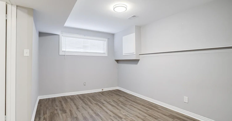 Bsmt-113 Back Street, Bradford West Gwillimbury, ON, L3Z 1W8 - 9