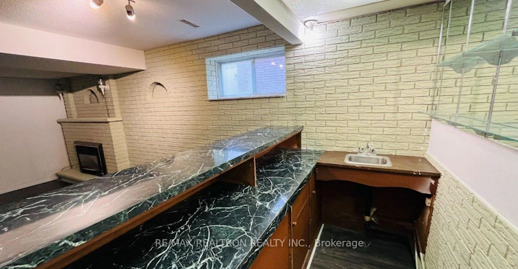 Basement-38 Weldrick Road W, Richmond Hill, ON, L4C 3T8 - 10