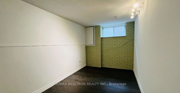 Basement-38 Weldrick Road W, Richmond Hill, ON, L4C 3T8 - 9