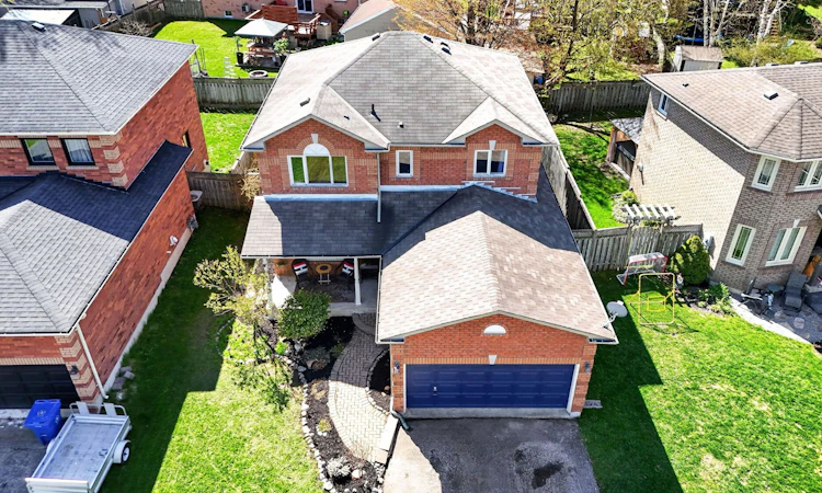 17 Margaret Place