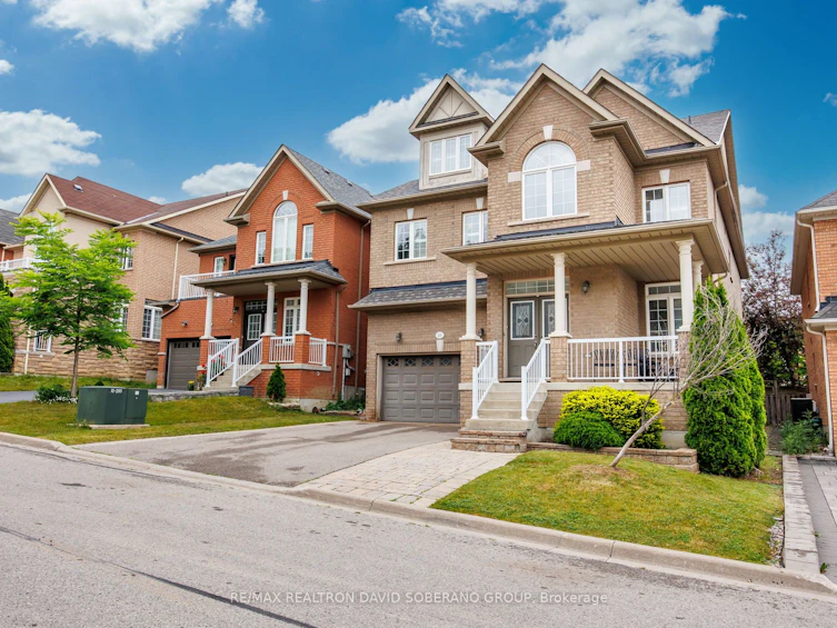 26 Chopin Boulevard, Vaughan, ON, L4J 8Y6 - 2