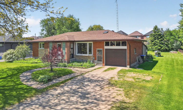 640 Simcoe Road