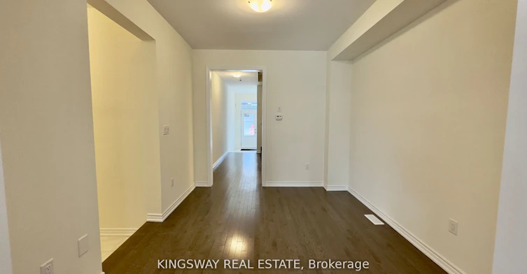 16 Blick Crescent, Aurora, ON, L4G 4A7 - 3