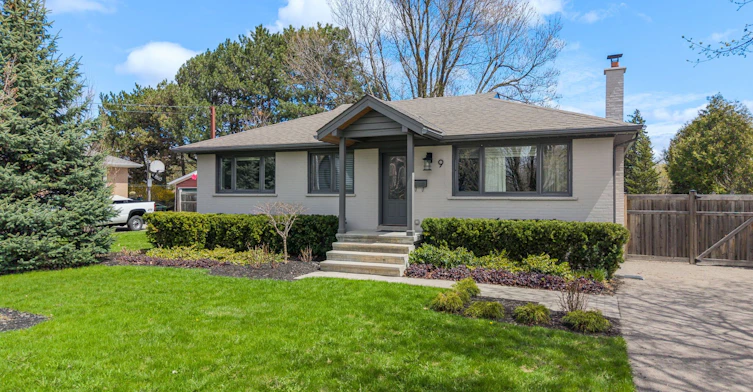 9 Hazelbury Drive, King, ON, L0G 1N0