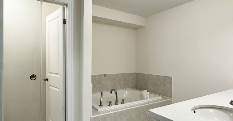 7 Crofting Crescent, Markham, ON, L6E 0V9 - 35