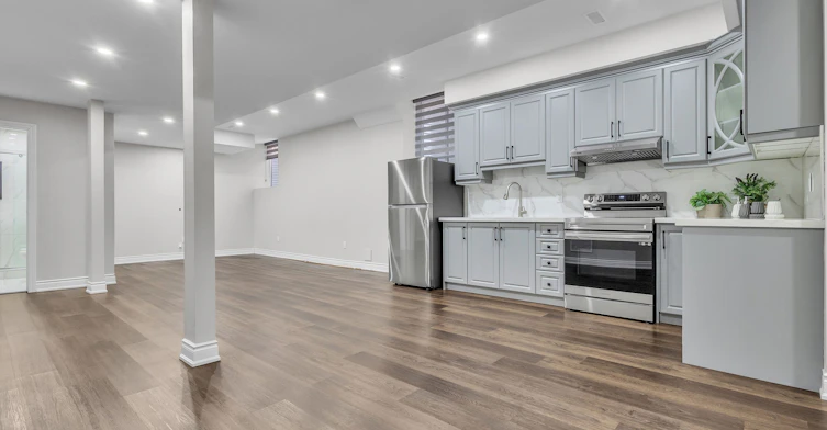 Lower-65 Port Royal Avenue, Vaughan, ON, L4H 4K6 - 4