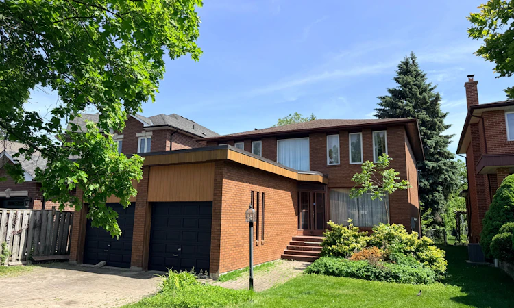 75 Spruce Avenue