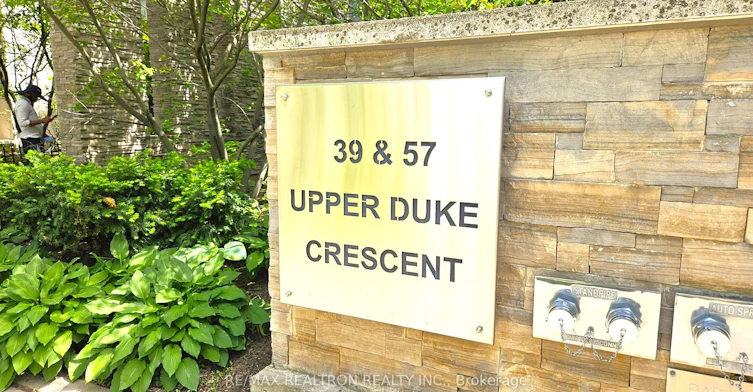 604-39 Upper Duke Crescent, Markham, ON, L6G 0B8 - 21