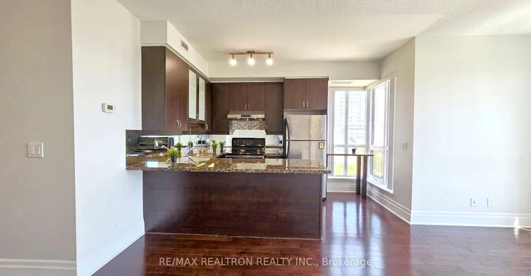 604-39 Upper Duke Crescent, Markham, ON, L6G 0B8 - 5