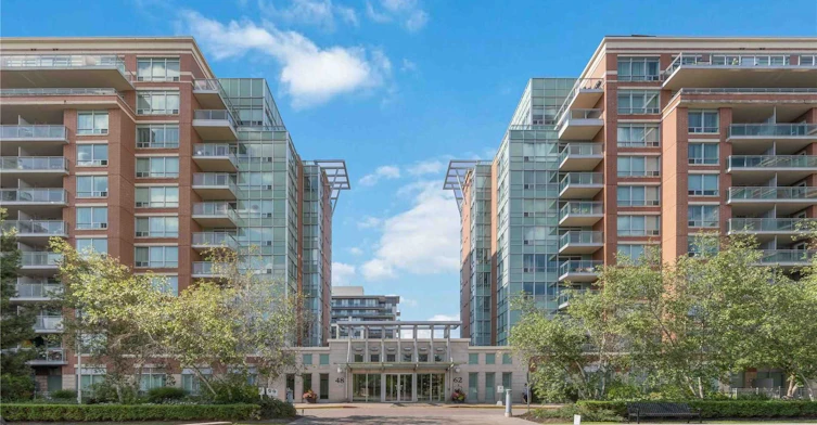 220-62 Suncrest Boulevard, Markham, ON, L3T 7Y6