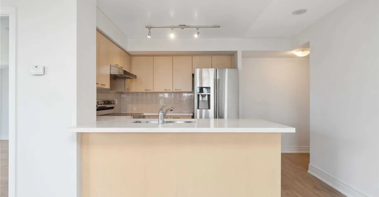 220-62 Suncrest Boulevard, Markham, ON, L3T 7Y6 - 5