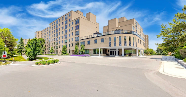 307-326 Major Mackenzie Drive, Richmond Hill, ON, L4C 8T4 - 2