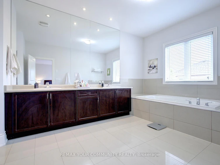 41 Big Rock Drive, Vaughan, ON, L6A 0Z4 - 35