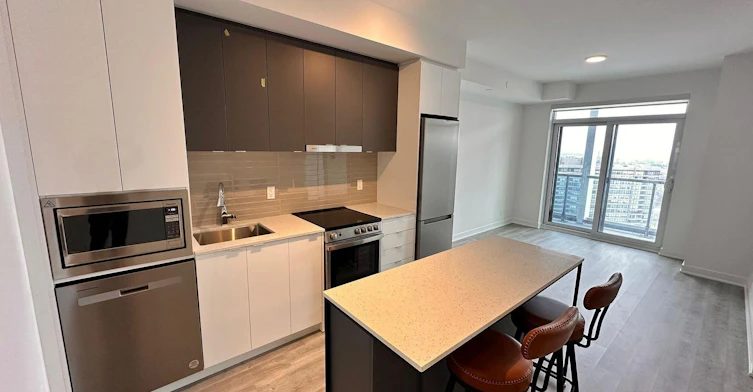 1701A-30 Upper Mall Way, Vaughan, ON, L4J 0L7 - 7
