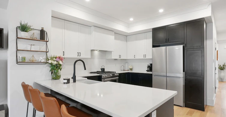 8 Kiernan Crescent N, New Tecumseth, ON, L9R 0V4 - 9
