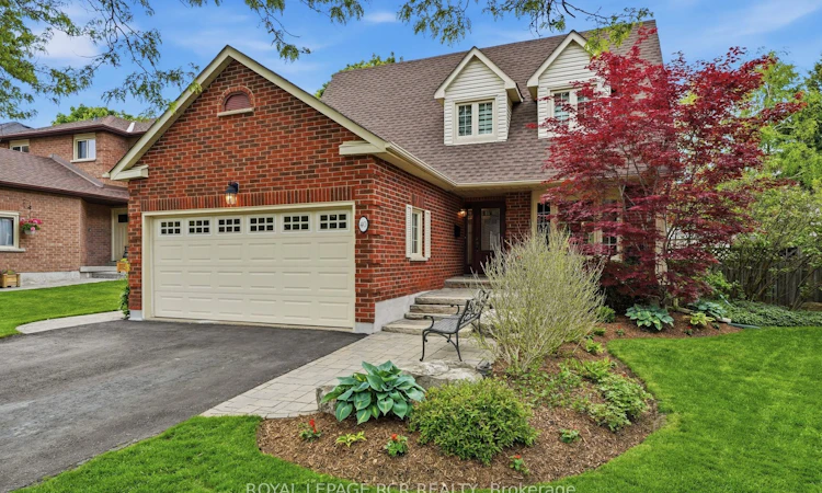 40 Moffat Crescent
