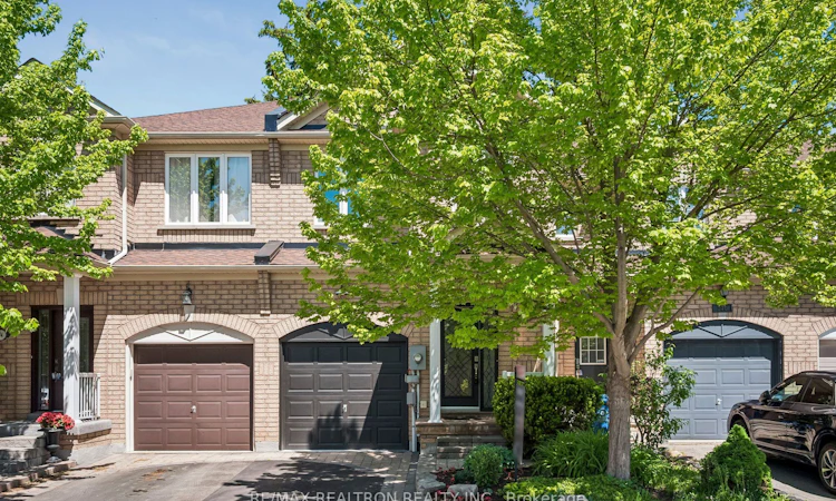 272 Tom Taylor Crescent