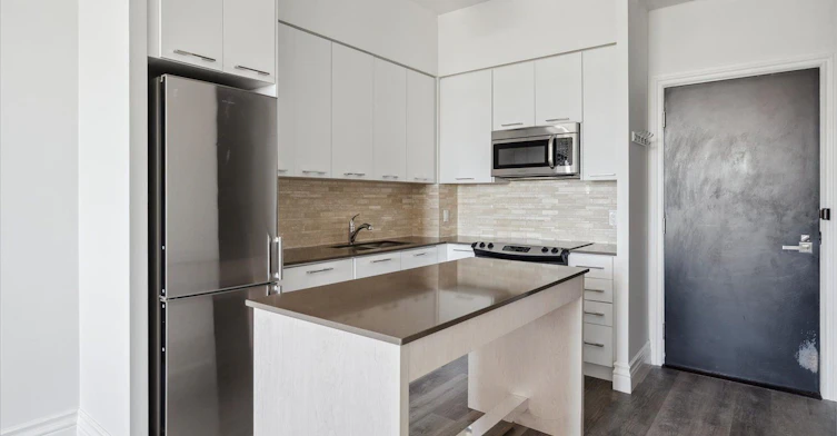 230-9471 Yonge Street, Richmond Hill, ON, L4C 1V4 - 6