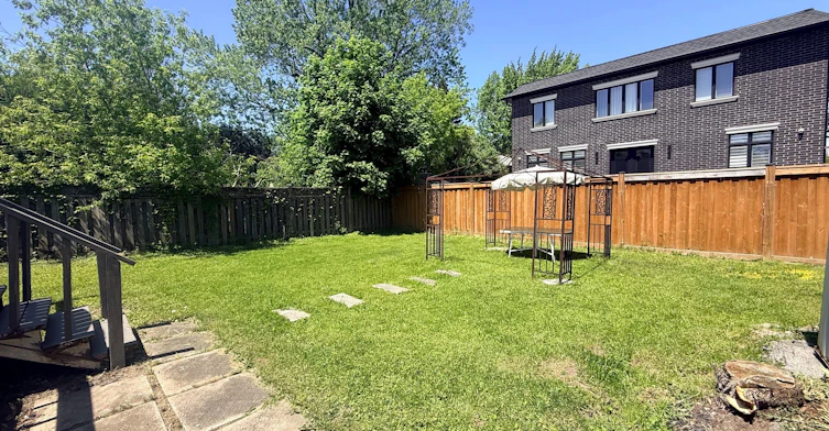 Main-387 Paliser Crescent N, Richmond Hill, ON, L4C 1R5 - 15