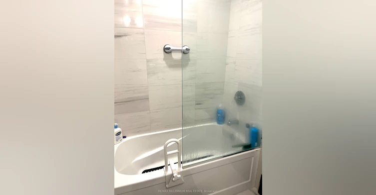 4110-225 Commerce Street, Vaughan, ON, L4K 0P9 - 11