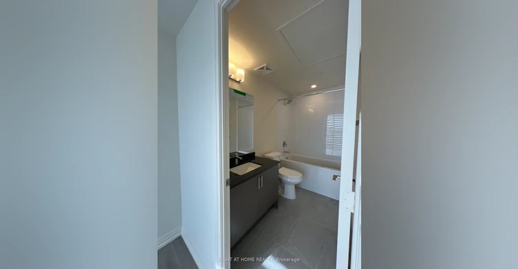 905-27 Korda Gate, Vaughan, ON, L4K 0P6 - 9