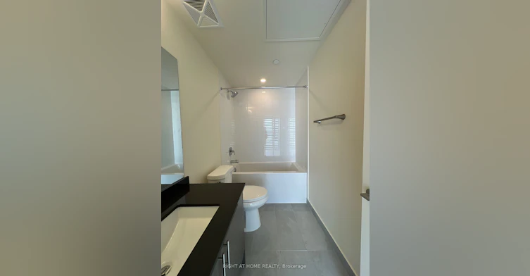 905-27 Korda Gate, Vaughan, ON, L4K 0P6 - 7