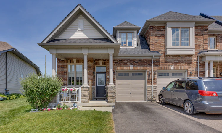 61 Kingsmere Crescent