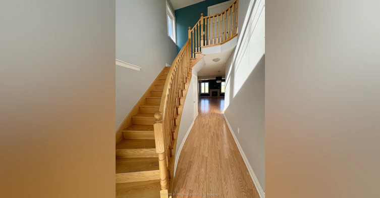 129 Robert Wilson Crescent, Georgina, ON, L4P 4E5 - 2