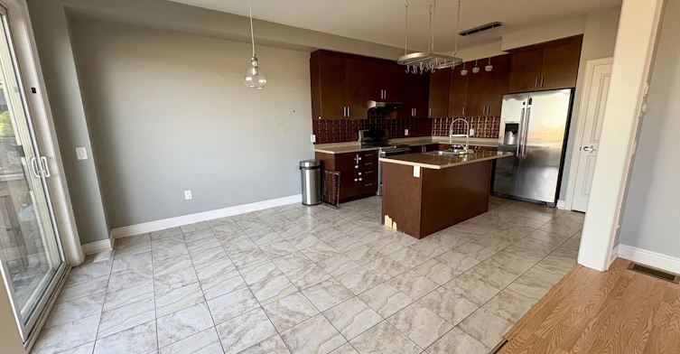 129 Robert Wilson Crescent, Georgina, ON, L4P 4E5 - 6