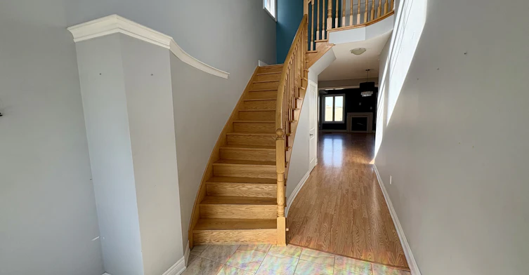 129 Robert Wilson Crescent, Georgina, ON, L4P 4E5