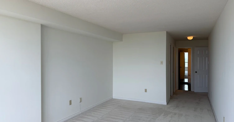 1604-7300 Yonge Street, Markham, ON, L4J 7Y5 - 12