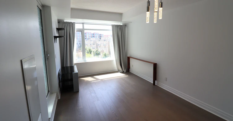402-8130 Birchmount Road, Markham, ON, L6G 0E4 - 2