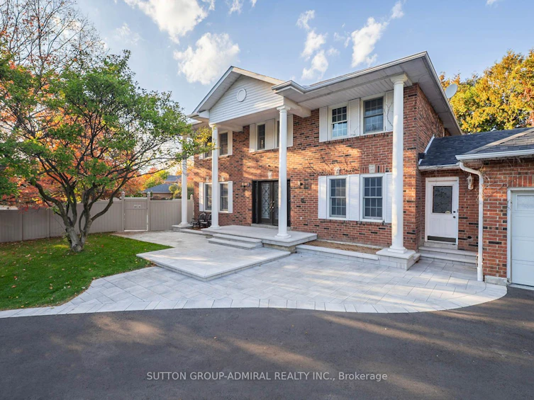 8 Beaufort Hills Road, Richmond Hill, ON, L4E 2N5 - 3