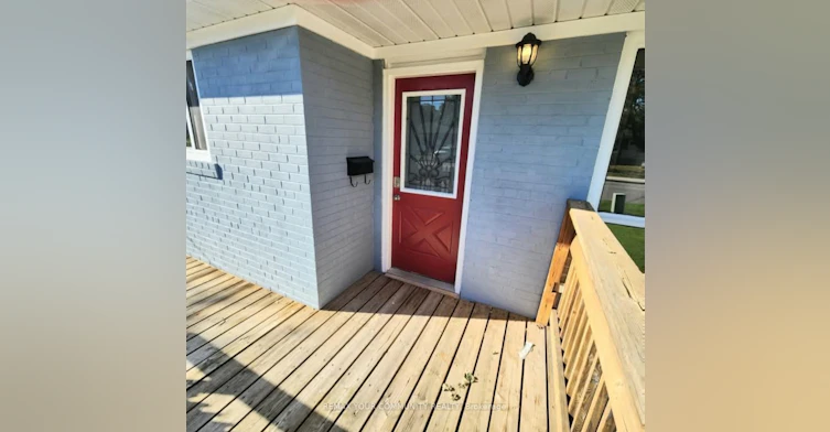 Main Floor-44 Davis Road, Aurora, ON, L4G 2B6