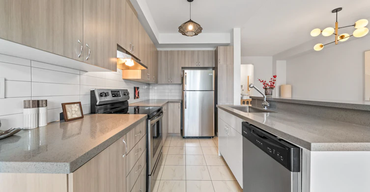 23 Greenwood Drive, Essa, ON, L3W 0N5 - 14