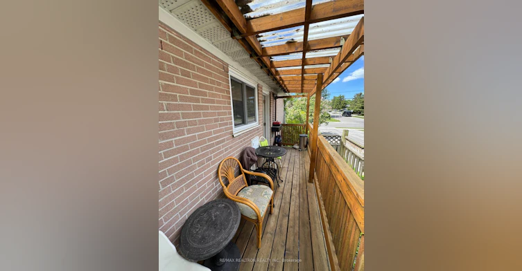 93 Aurora Heights Drive, Aurora, ON, L4G 2X1 - 11