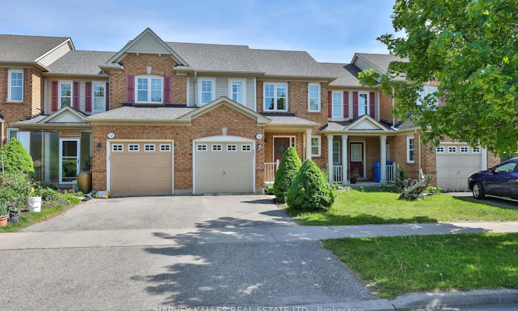 10 Dougherty Crescent