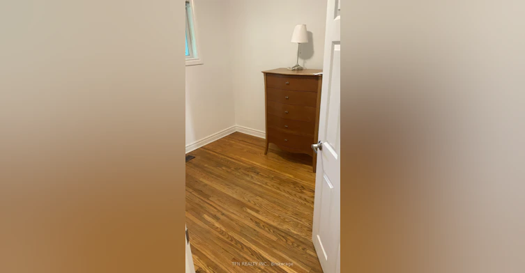 Upper-26 Jones Court, Aurora, ON, L4G 2B8 - 7