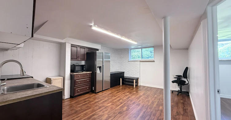 BSMT #2-52 Yongehurst Road, Richmond Hill, ON, L4C 3T2 - 2