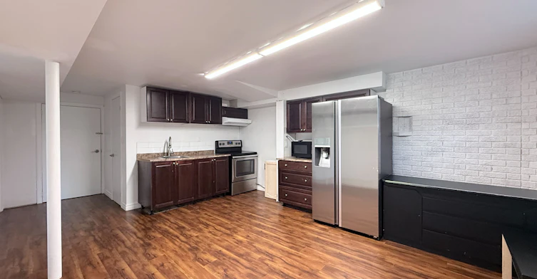 BSMT #2-52 Yongehurst Road, Richmond Hill, ON, L4C 3T2